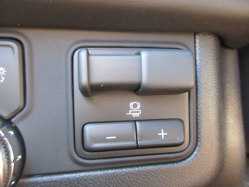 New 2026 GMC Yukon XL AT4 Ultimate AWD/4WD image 22