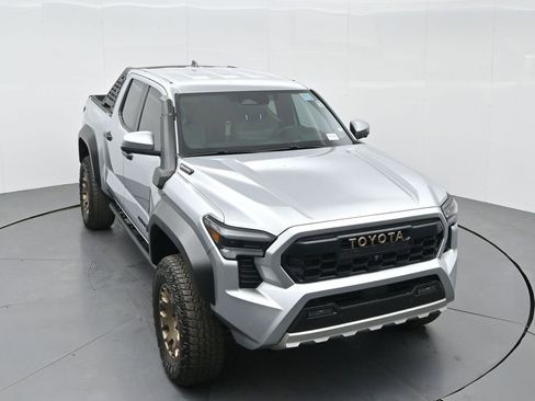 Used 2024 Toyota Tacoma Trailhunter image 55