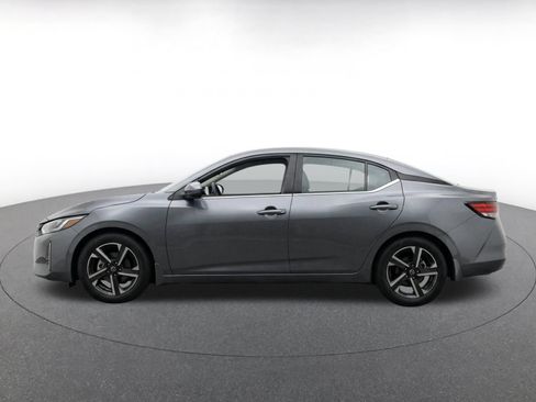 Used 2025 Nissan Sentra SV FWD image 4