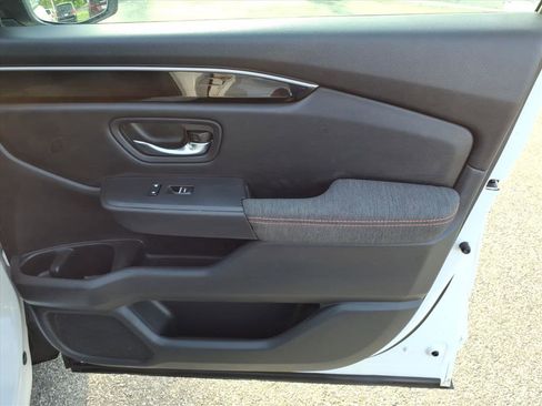 Used 2023 Honda Pilot Sport image 16