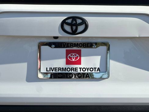 Used 2020 Toyota RAV4 XLE w/ All Weather Liner Package FWD image 48