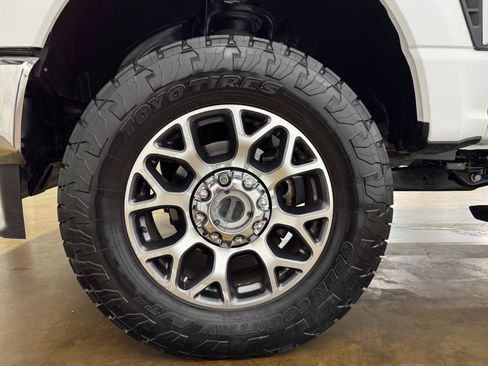 Used 2023 Ford F250 Lariat AWD/4WD image 82