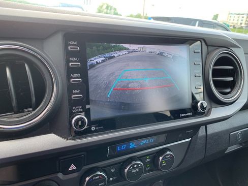 Used 2023 Toyota Tacoma TRD Sport AWD/4WD image 23