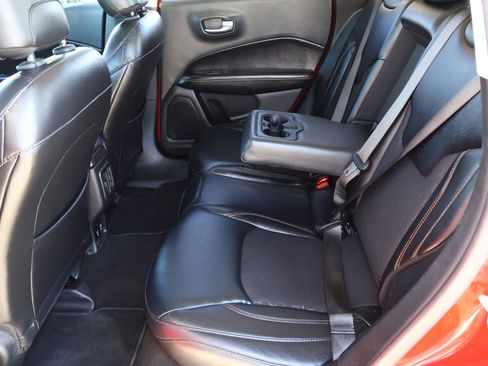 Used 2017 Jeep Compass Latitude w/ Popular Equipment Group image 21