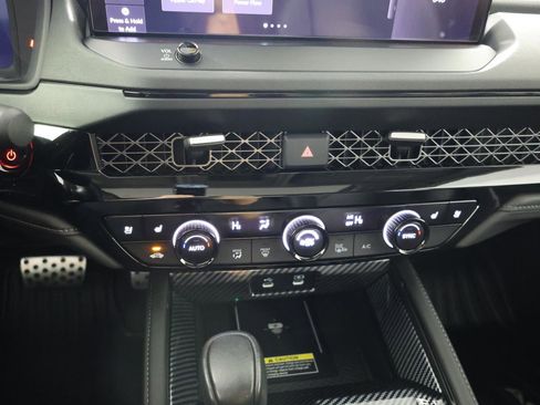Used 2023 Honda Accord Touring image 17