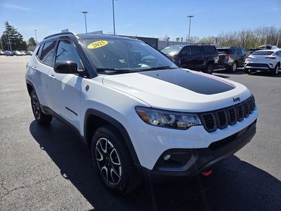 Used 2025 Jeep Compass Trailhawk