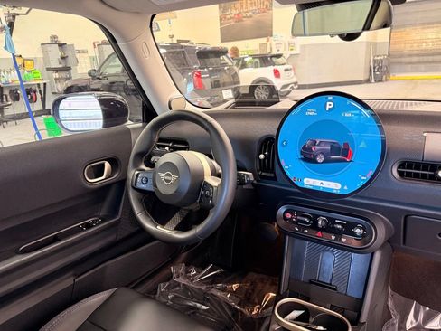 Used 2025 MINI Cooper S FWD image 24