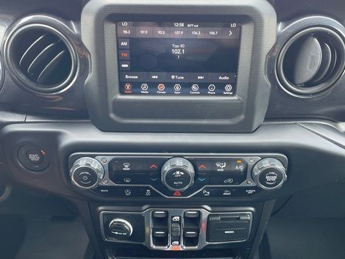 Used 2021 Jeep Wrangler Unlimited Sport image 18