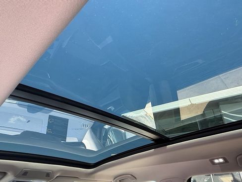 New 2026 Volkswagen Atlas Peak Edition AWD/4WD image 9