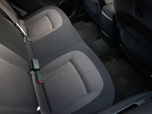 Used 2010 Nissan Rogue SL w/ Premium Pkg image 12