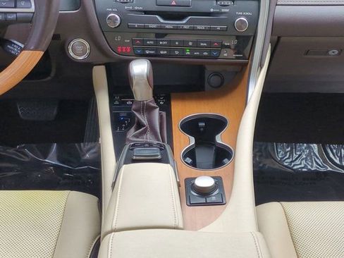 Used 2019 Lexus RX 350 FWD w/ Navigation Package image 17