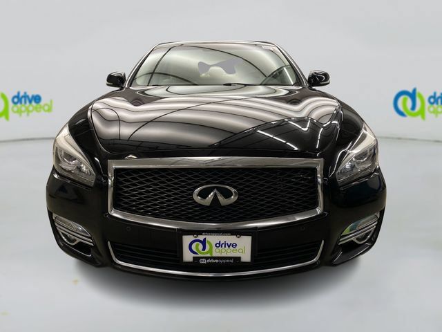 Used 2015 INFINITI Q70 3.7 AWD/4WD image 16