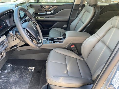 New 2026 Lincoln Corsair Premiere image 13