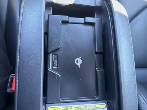 Used 2022 Toyota Highlander XLE image 30