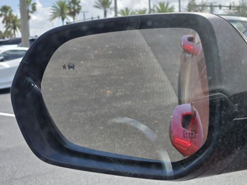 New 2026 Chevrolet Equinox LT w/ Convenience Package II image 12