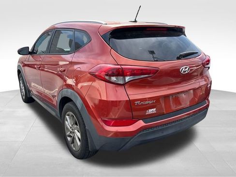 Used 2016 Hyundai Tucson SE w/ Option Group 02 AWD/4WD image 5
