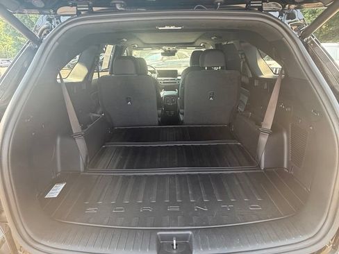 Used 2025 Kia Sorento SX Prestige AWD/4WD image 9