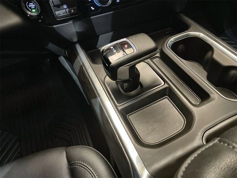 Certified 2025 Chevrolet Silverado 1500 LTZ w/ LTZ Premium Package image 15