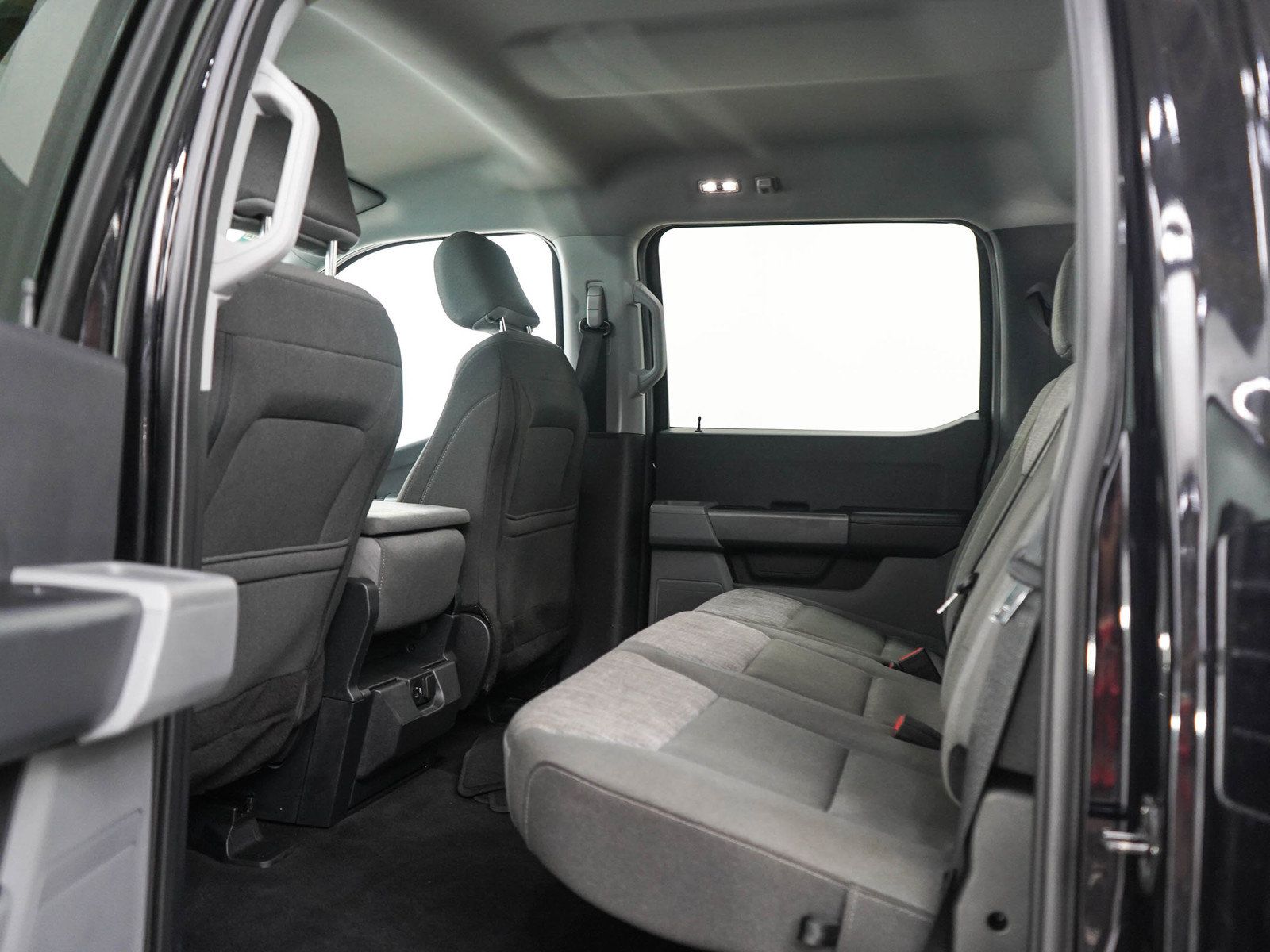 Used 2023 Ford F150 XLT w/ XTR Package AWD/4WD image 17