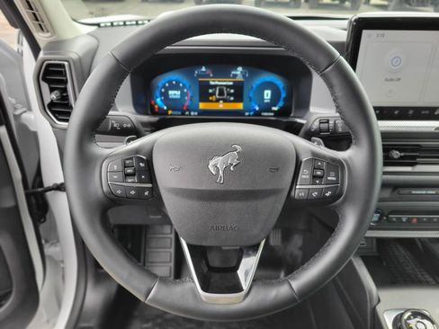 Used 2025 Ford Bronco Sport Badlands image 24