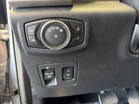 Used 2020 Ford F150 Lariat w/ Equipment Group 502A Luxury AWD/4WD image 16