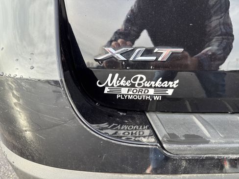 Certified 2022 Ford Explorer XLT w/ Equipment Group 202A image 12