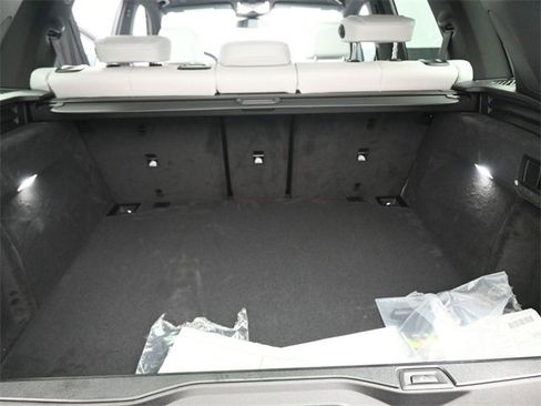 New 2026 BMW X5 sDrive40i w/ Climate Comfort Package image 25