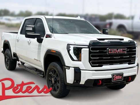 Used 2025 GMC Sierra 2500 AT4 AWD/4WD image 1