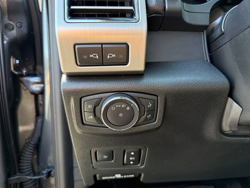 Used 2021 Ford F350 Platinum w/ Tremor Off-Road Package image 26