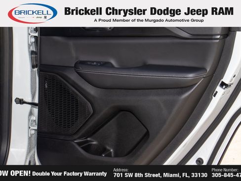 New 2025 Jeep Grand Cherokee Laredo X image 16