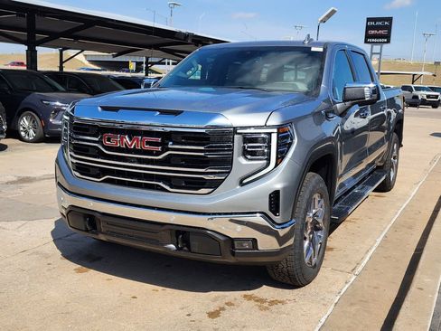 New 2026 GMC Sierra 1500 SLT w/ SLT Premium Plus Package image 8