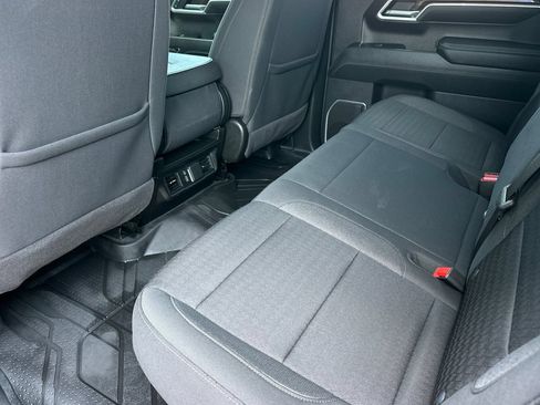 Used 2024 Chevrolet Silverado 1500 LT w/ Convenience Package II RWD image 14