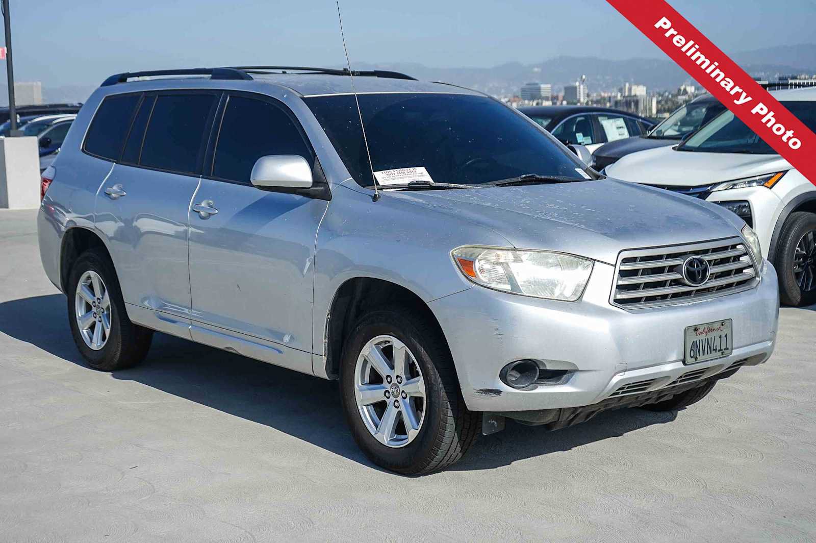 Used 2010 Toyota Highlander 2WD w/ 3rd Row Seat Pkg image 3