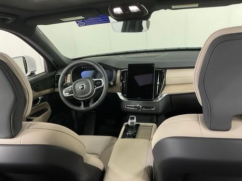 New 2026 Volvo XC90 B6 Plus w/ Protection Package Premier image 16