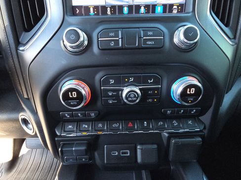 Used 2020 GMC Sierra 1500 Denali w/ Denali Ultimate Package image 26