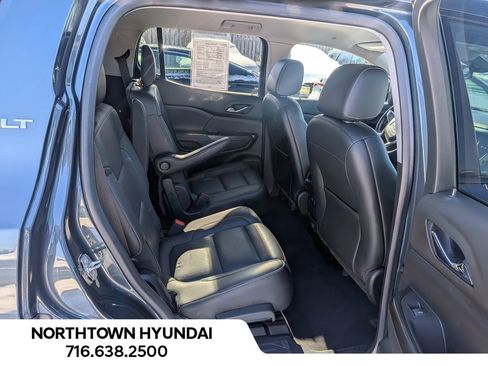 Used 2019 GMC Acadia SLT w/ Black Edition image 39