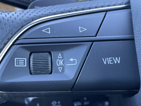 Certified 2024 Audi Q5 e Premium Plus w/ Premium Plus Package image 24