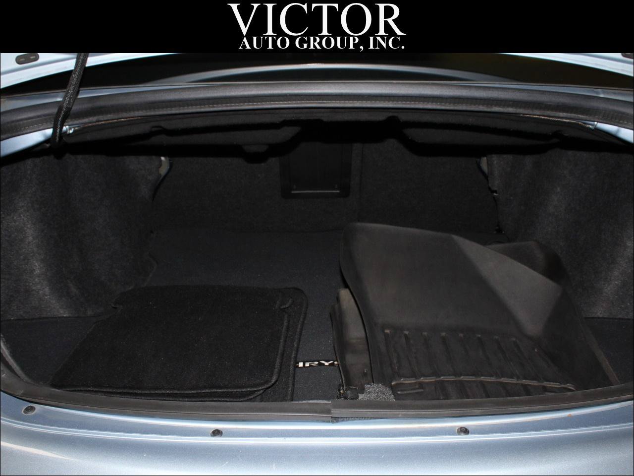 Used 2013 Chrysler 200 Limited FWD image 23