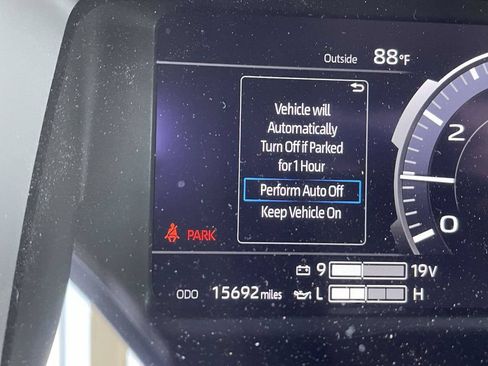 Used 2025 Toyota Tundra Limited w/ Power Package AWD/4WD image 14