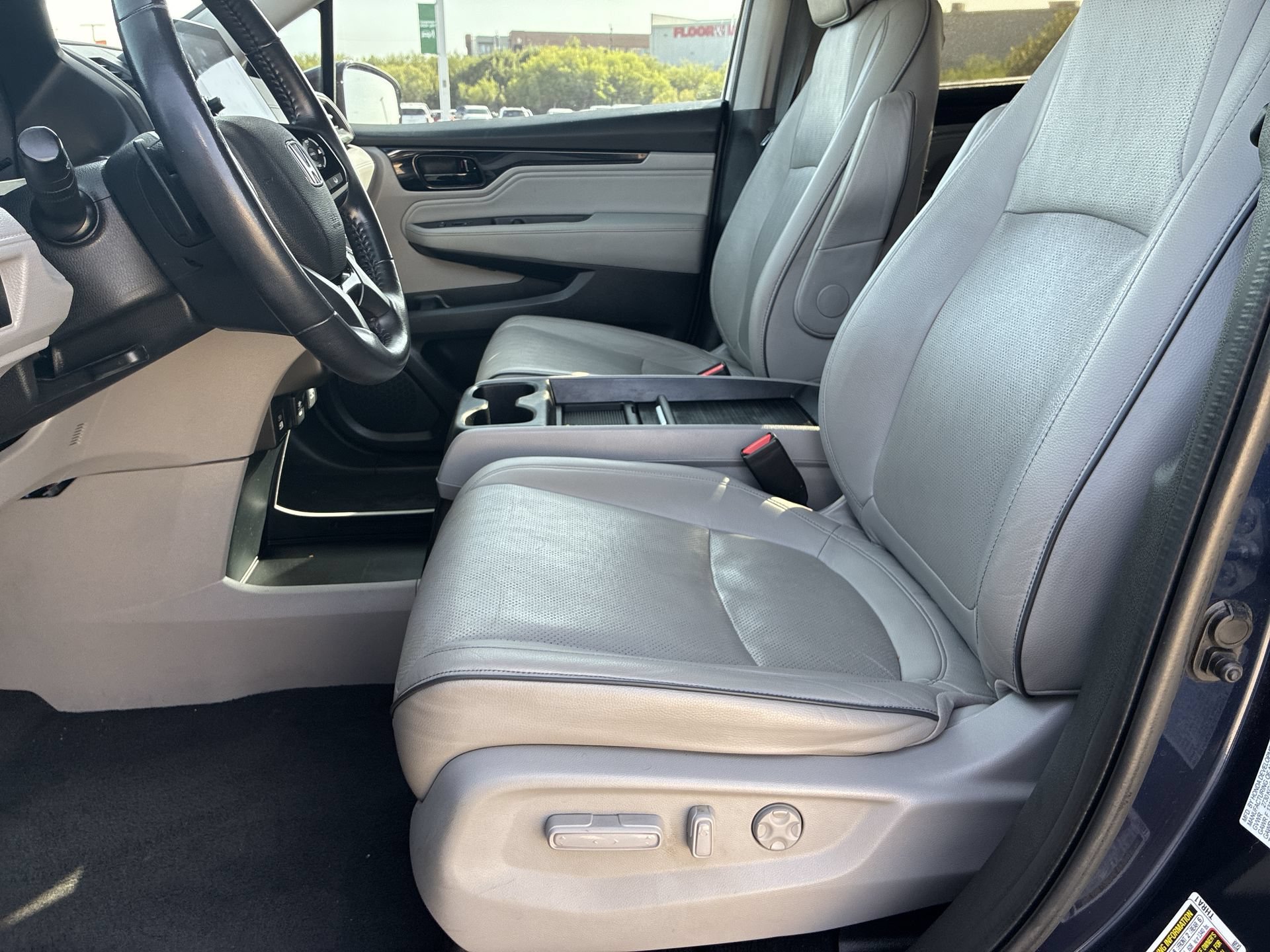 Certified 2022 Honda Odyssey Elite image 18