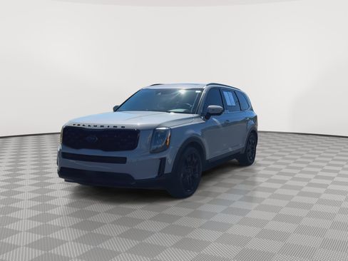 Used 2021 Kia Telluride EX w/ EX Premium Package AWD/4WD image 4