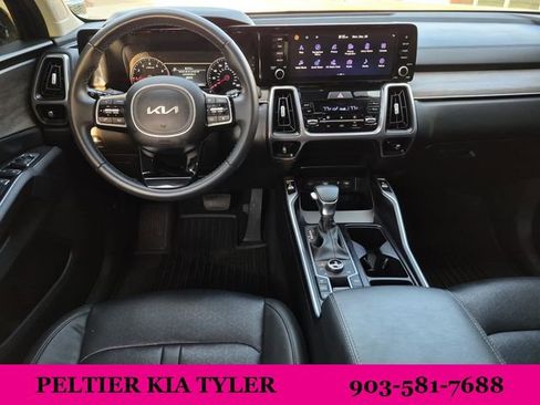 Certified 2023 Kia Sorento X-Line EX image 30
