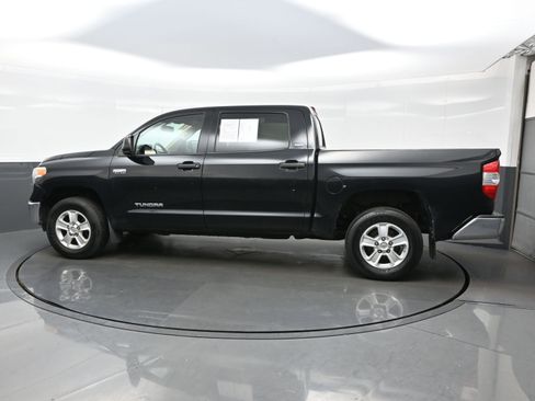 Used 2017 Toyota Tundra SR5 image 3