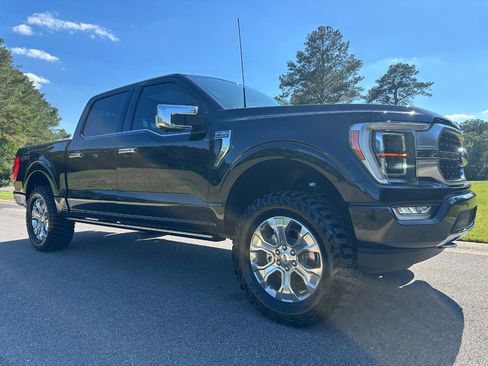 Used 2022 Ford F150 Platinum w/ Equipment Group 701A High AWD/4WD image 3