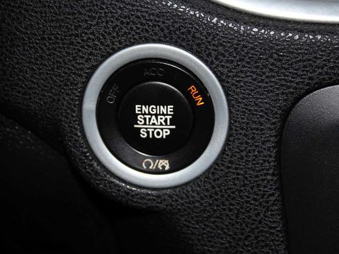 Used 2022 Dodge Charger SXT RWD image 32