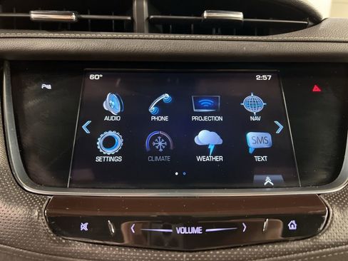 Used 2017 Cadillac XT5 Luxury w/ Driver Awareness Package AWD/4WD image 10