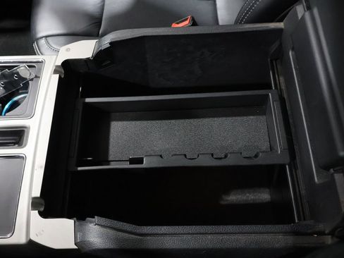 Used 2019 Ford F150 Lariat w/ Equipment Group 501A Mid image 33