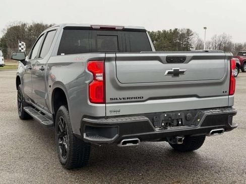 Used 2025 Chevrolet Silverado 1500 LT Trail Boss w/ Convenience Package II AWD/4WD image 6