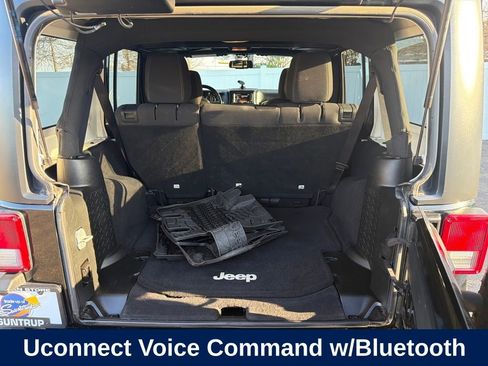 Used 2017 Jeep Wrangler Unlimited Sahara w/ Connectivity Group image 18