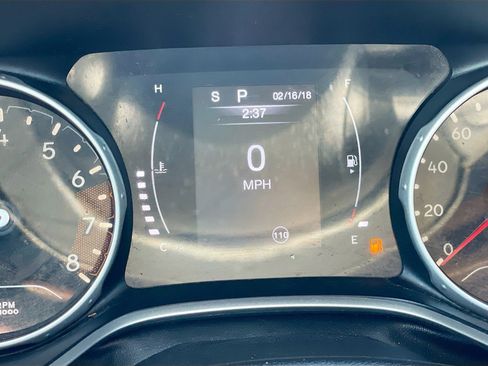 Used 2021 Jeep Compass Sport FWD image 8